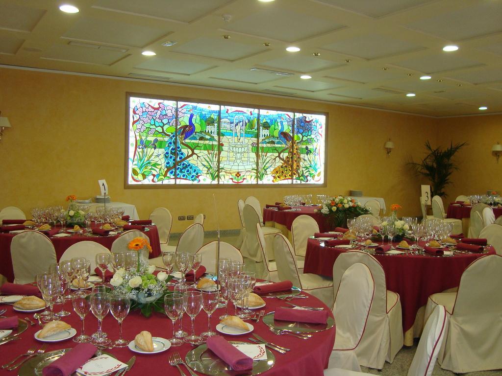 Checkin Valencia Ciscar Hotel Picanya