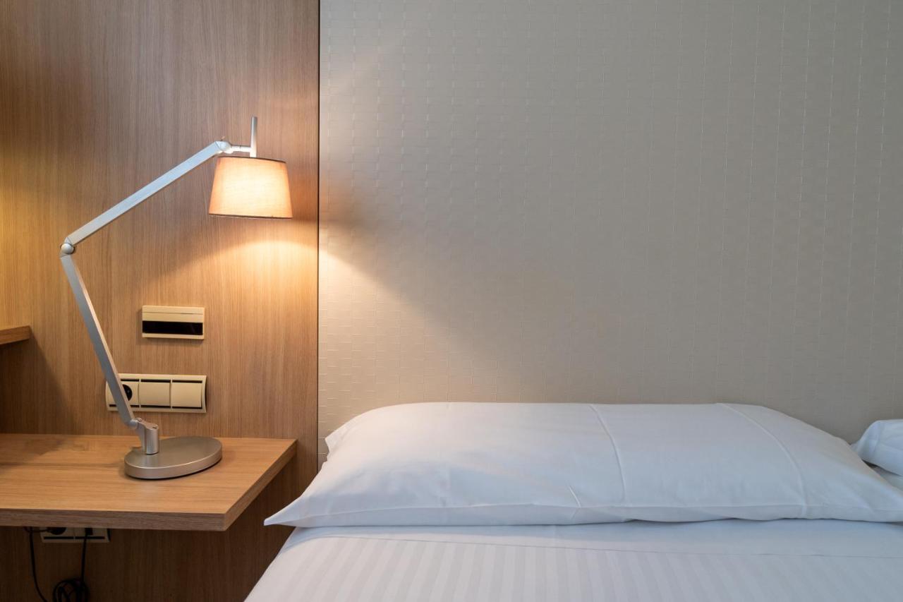 Checkin Valencia Ciscar Hotel Picanya